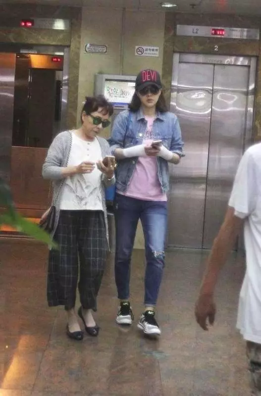 38歲熊黛林產後胖5公斤不止,但女人味十足!網友:好美,不要減肥