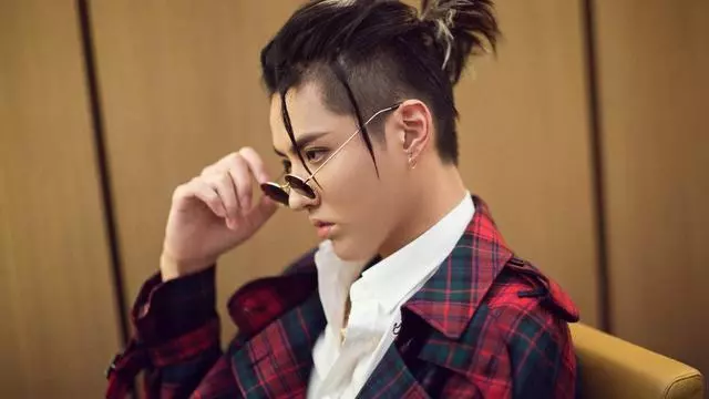 吳亦凡被挖緋聞「Diss狂戰」 虎撲洗臉:他歌詞弱智又得意忘形!