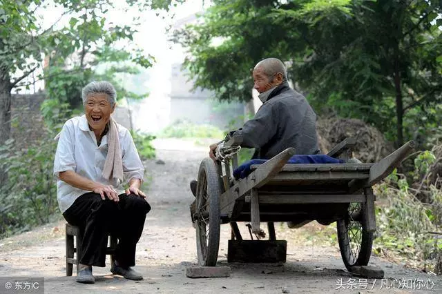 人到老年,「夫妻和」8忌8要8戒8技,轉發給朋友們都看看!