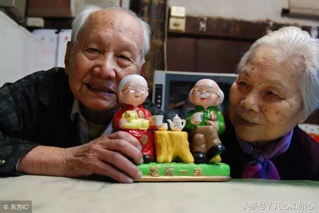 人到老年,「夫妻和」8忌8要8戒8技,轉發給朋友們都看看!