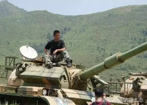 吳京沒有軍權,但他拍電影憑什麼能調動坦克?軍方回答全國人民沉默了!
