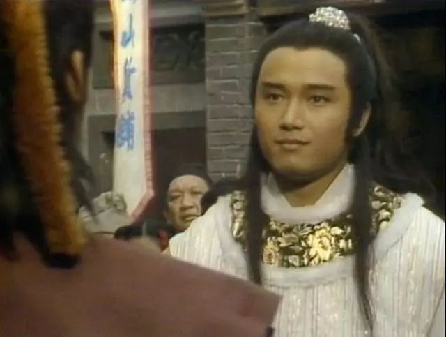馬德鍾和兒子合影像兄弟,可惜苗僑偉兒子沒遺傳到他老爸的帥