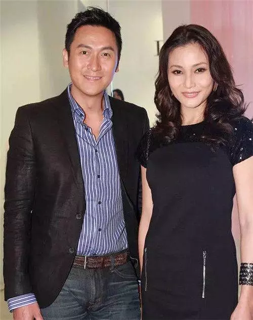 馬德鍾和兒子合影像兄弟,可惜苗僑偉兒子沒遺傳到他老爸的帥