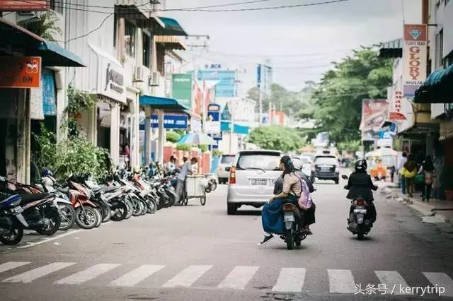 北緯1°藏著個迷人海島,人少水清好玩還免簽,離新加坡還很近 !