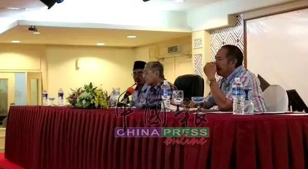 「不要我當首相 我可以辭職」 德士司機離席抗議Grab 敦馬平靜回應 !