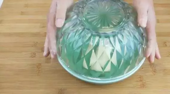 只需一碗麵粉,一粒雞蛋,教你做不加防腐劑的芝麻條,非常香甜酥脆,孩子都很愛吃的零食!