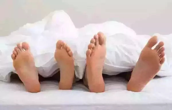 快看看自己的腳,有這三個特徵的注意了!你可能比其他人…