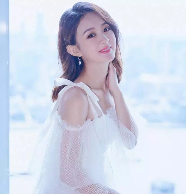 芭莎夜捐款名單:趙麗穎10萬,娜扎60萬,17歲的他捐了100多萬