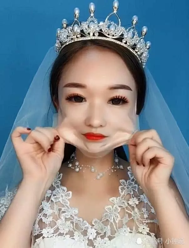 妹子辦完婚禮回家卸妝,從天堂到地獄,網友:這房還洞的下去嗎?