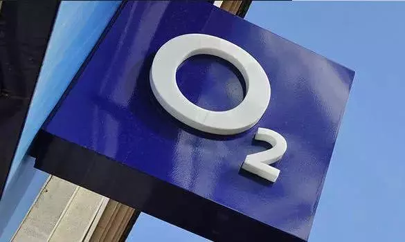 絕地反擊!華為簽下英國20億英鎊訂單,打臉美國!