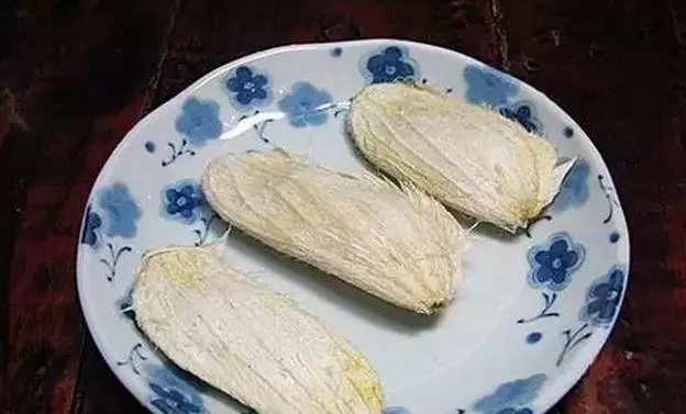吃完的芒果先別急著扔,一個媽媽做了這件事,奇蹟就發生了...