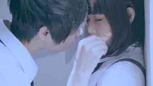 18歲未婚少女廁所產嬰,雙雙斃命染紅廁所 !! 2條命就這樣走了……