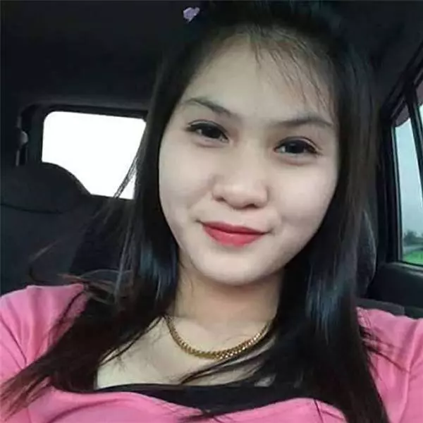 本地不要臉的馬來妹勾引閨蜜的老公讓人抓姦在床,下場實在太精彩了!