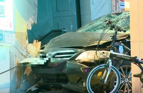 【影】無照飆車釀3死!屁孩劣性不改 遭起底「中學涉殺人」