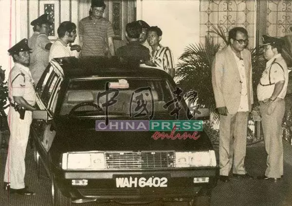 1982年 大馬政壇第一槍! 部長槍殺政敵 , 震撼全國 !
