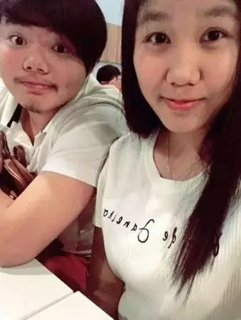 新山發生恐怖致命車禍!兄弟各攜女友乘車外出,3死1傷,臨近年關,請注意安全!R.I.P !