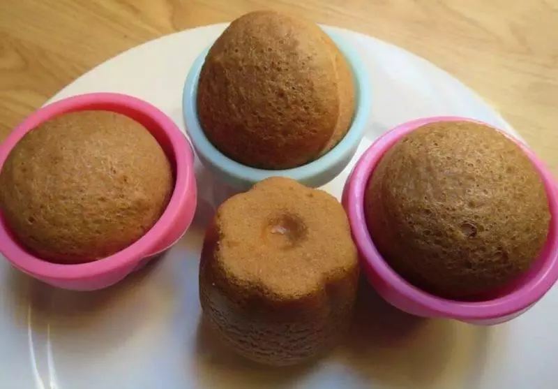 蒸米祿煉奶小蛋糕,現在用來做蛋糕,好香好松軟好吃