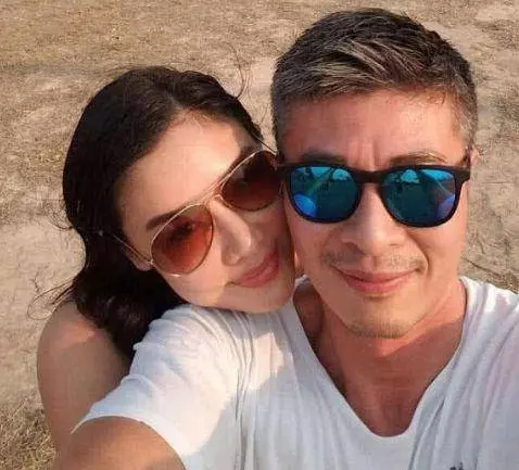 史上最會嫁人的女星,兩任丈夫不僅身家過億,對她寵愛不已!
