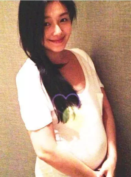 娛樂圈十位高齡產婦,42歲還要生二胎,太拼了