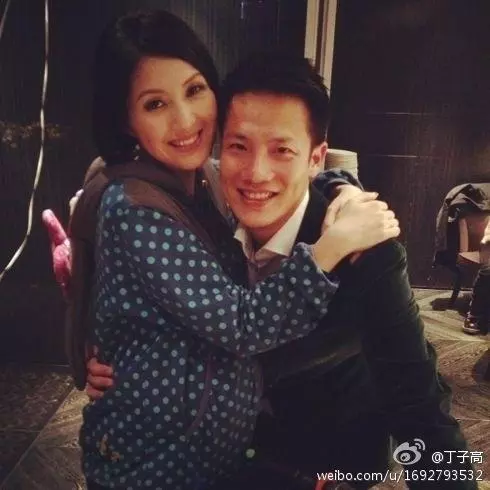 娛樂圈十位高齡產婦,42歲還要生二胎,太拼了