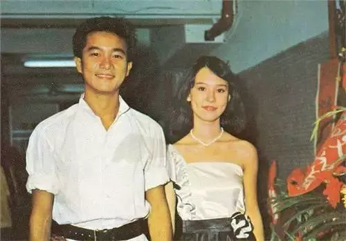 陳百強張國榮將她寵愛,李嘉欣恨她入骨,如今億萬身家依舊單身!