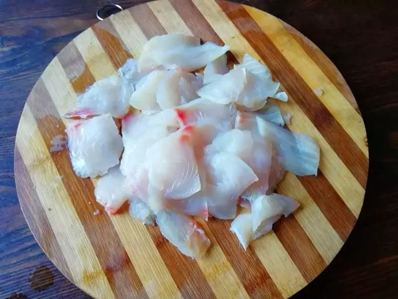 魚肉的健康做法,味鮮質嫩,顏值高,跟著步驟做,你也變大廚