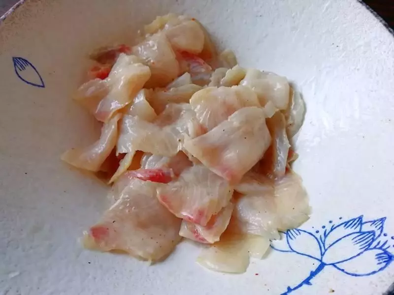 魚肉的健康做法,味鮮質嫩,顏值高,跟著步驟做,你也變大廚