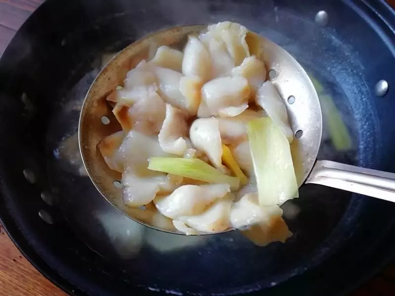 魚肉的健康做法,味鮮質嫩,顏值高,跟著步驟做,你也變大廚