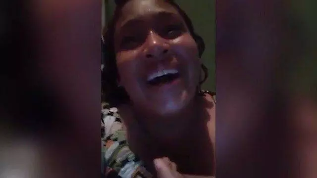 笑到會喘!她拿媽媽的凡士林塗嘴唇 結果是「肛門鬆弛劑」!她拍片爆紅千萬人樂翻(影)