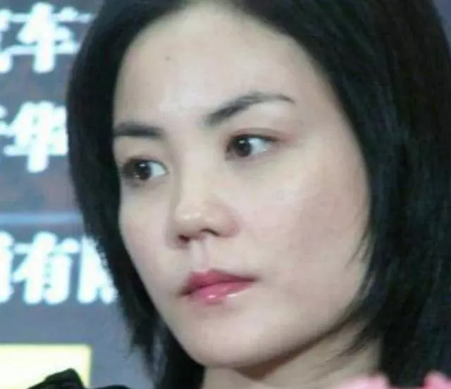 謝霆鋒用11個字透露自己安排,王菲恐飲恨離開,網友:沒有贏家
