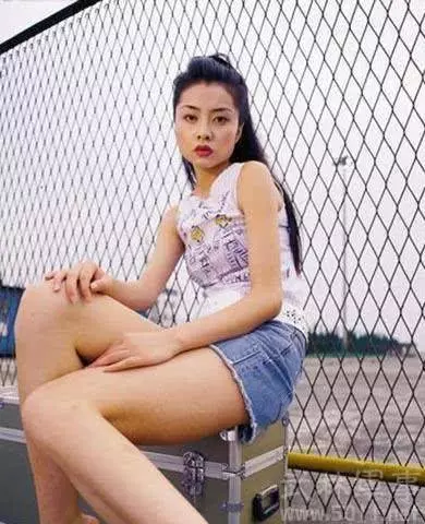 熊黛林曬長相清奇的雙胞胎!無意中卻曝光了自己的整容臉!