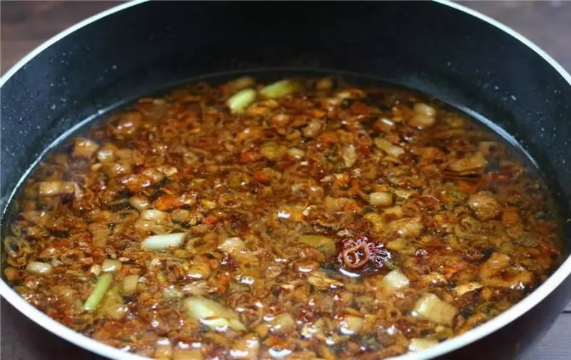 媽媽煮的鹵肉飯那麼好吃,原來是加了這個,做出來的鹵肉肥而不膩,軟糯飄香,我一頓能吃一大碗!
