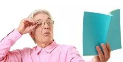 83歲爺爺推薦「超強護眼汁」每天喝,80歲老花眼都不敢找上你,40歲都該喝啦~~