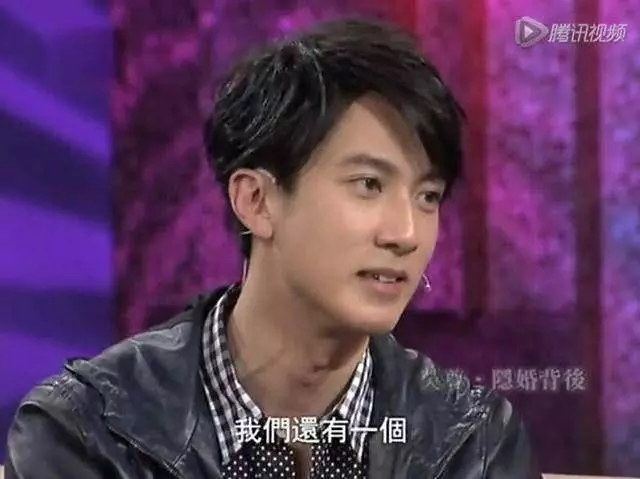 吳尊曬生日照,一家四口同一天過生日,尊嫂現身罕見露真容