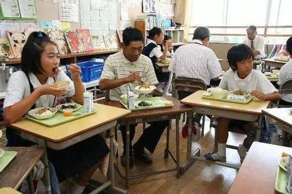 走進真實的日本,第13張圖最震撼 (圖20張)