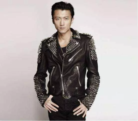 24歲捧紅謝霆鋒掙50億,如今39歲未婚生子,孩子父親至今不知是誰 ?