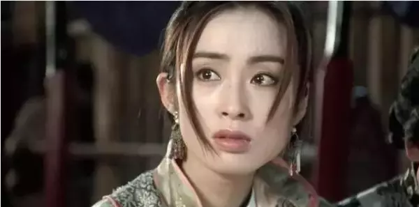 「周星馳」坦言,當年想找來演「秋香」的不是鞏俐,而是超美的「她」!