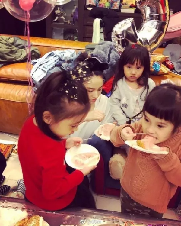 歐弟女兒長大了!渾圓大眼「自帶美瞳片」萌炸天 和咘咘Mia同框堪稱「台灣未來最強女團」