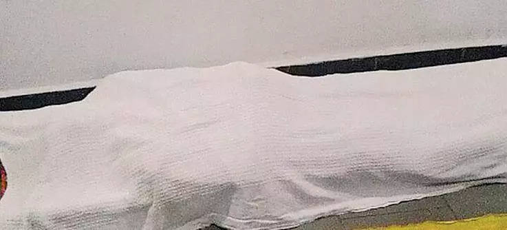 12歲男孩精神崩潰,廚房自縊身亡,早在年幼時便知道了自己和別人不一樣