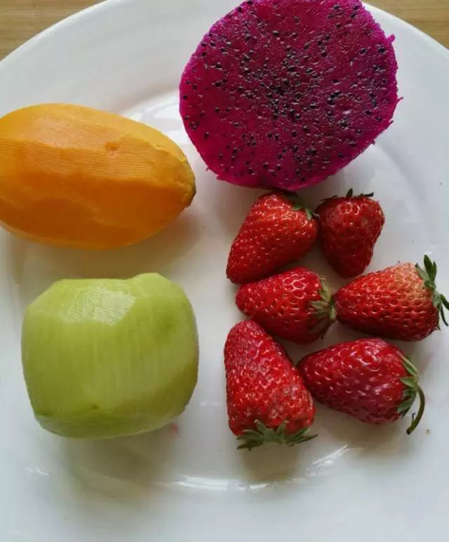 水果西米露,學會這一招,西米露不再煮糊了!