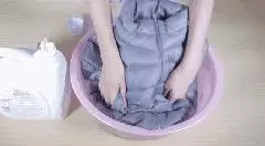羽絨服、毛呢大衣太難洗?教你一招,比乾洗店洗的還乾淨!