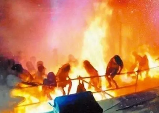 無知害死人! 中二屁孩「惡整女友」放上網... 網卻大怒:這會出人命知道嗎?