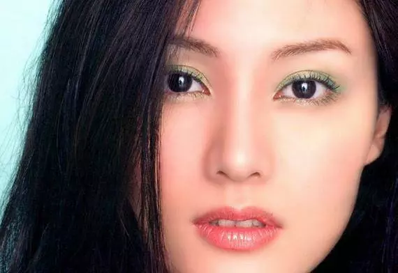 回顧黎明的緋聞女友,王菲、李嘉欣、周海媚等巨星上榜!