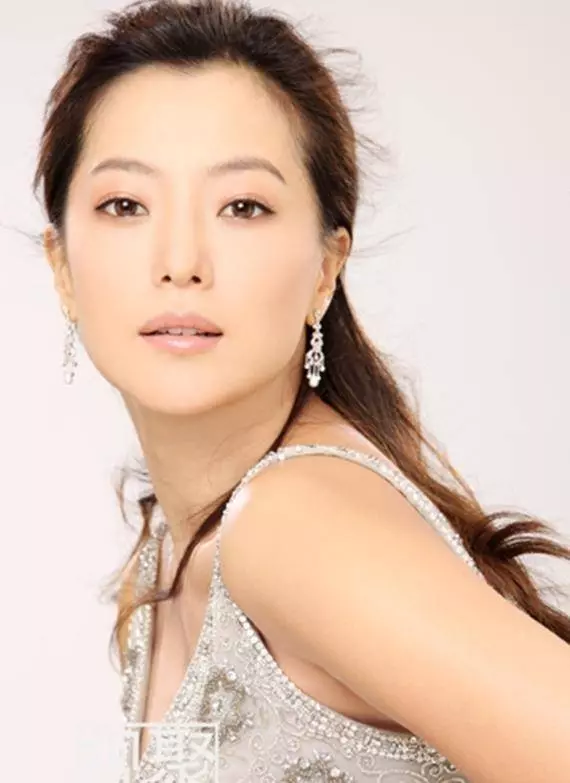 回顧黎明的緋聞女友,王菲、李嘉欣、周海媚等巨星上榜!