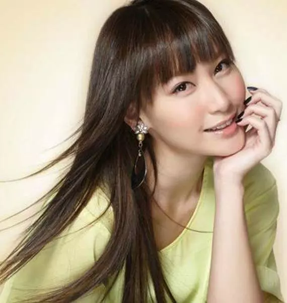 回顧黎明的緋聞女友,王菲、李嘉欣、周海媚等巨星上榜!