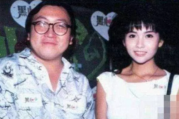 王晶老婆正面照曝光,長相卻惹來非議,難怪連邱淑貞都不要 !