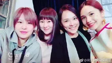 奪走天王初吻,插足閨蜜戀情,手撕陳喬恩,被稱為 演藝圈發電機