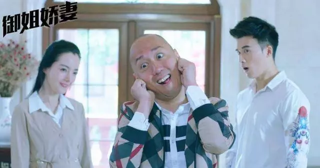 他是TVB御用變態狂,賺錢想娶佘詩曼,今內地專人伺候比肩一哥