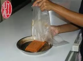 教你在家【自製海鮮烏達】!做法簡單,味道鮮香,除了直接吃,還能做出其它美味菜肴哦!