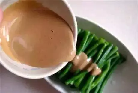 [ 這些食物是糖尿病雷區，千萬別碰! ] 請轉發給糖尿病者及家人